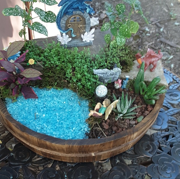 Meet your Posher, Maegan - Picture 1 of 1